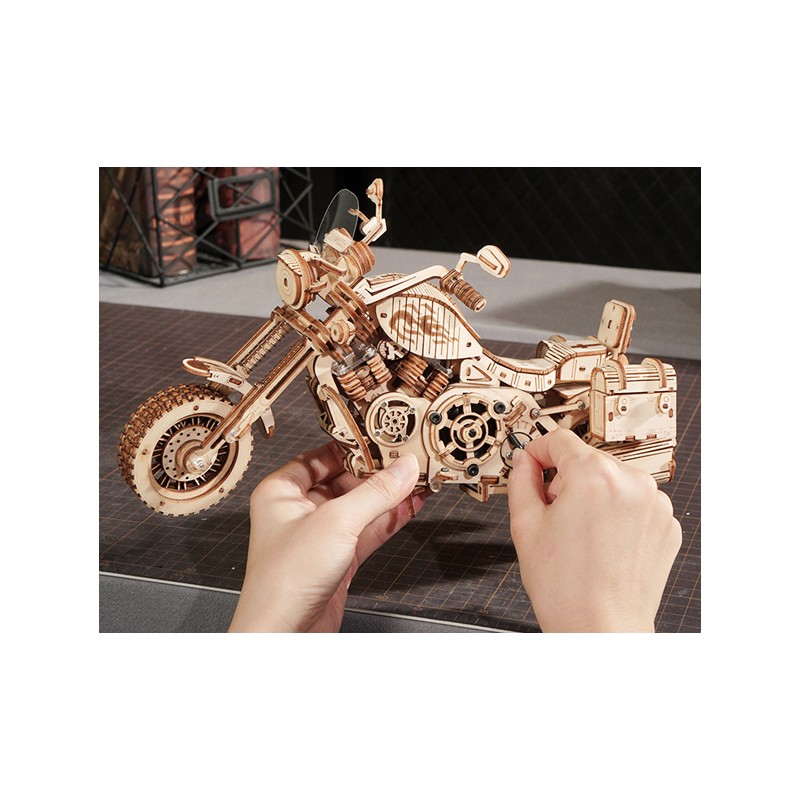 MAQUETTE EN BOIS MOTO CHOPPER - Ma Maquette A Moi