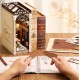 Maquette en bois lumineuse Serre-livres Halles de Paris